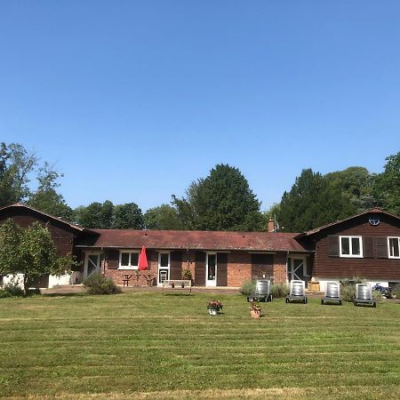 Le Domaine D'Olene Bed and Breakfast Le Pin  Exteriör bild